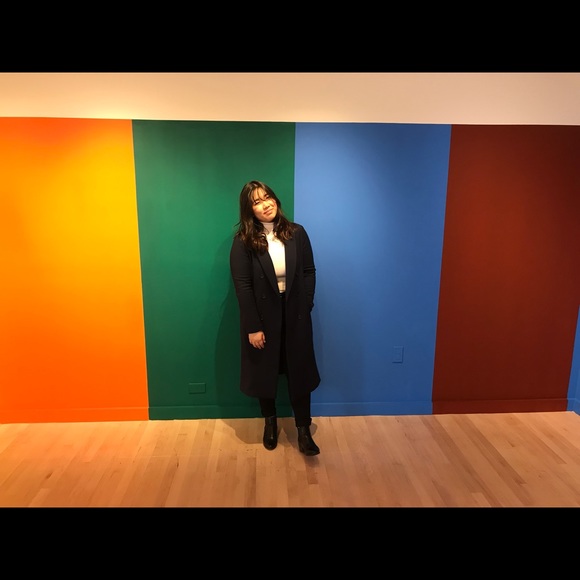 Meet your Posher, Sabrina - Picture 1 of 1